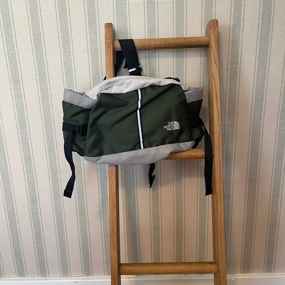 SOLD🚨The North Face Vintage X-Large Waist Bag Lumbar Fanny Pack Timber Green